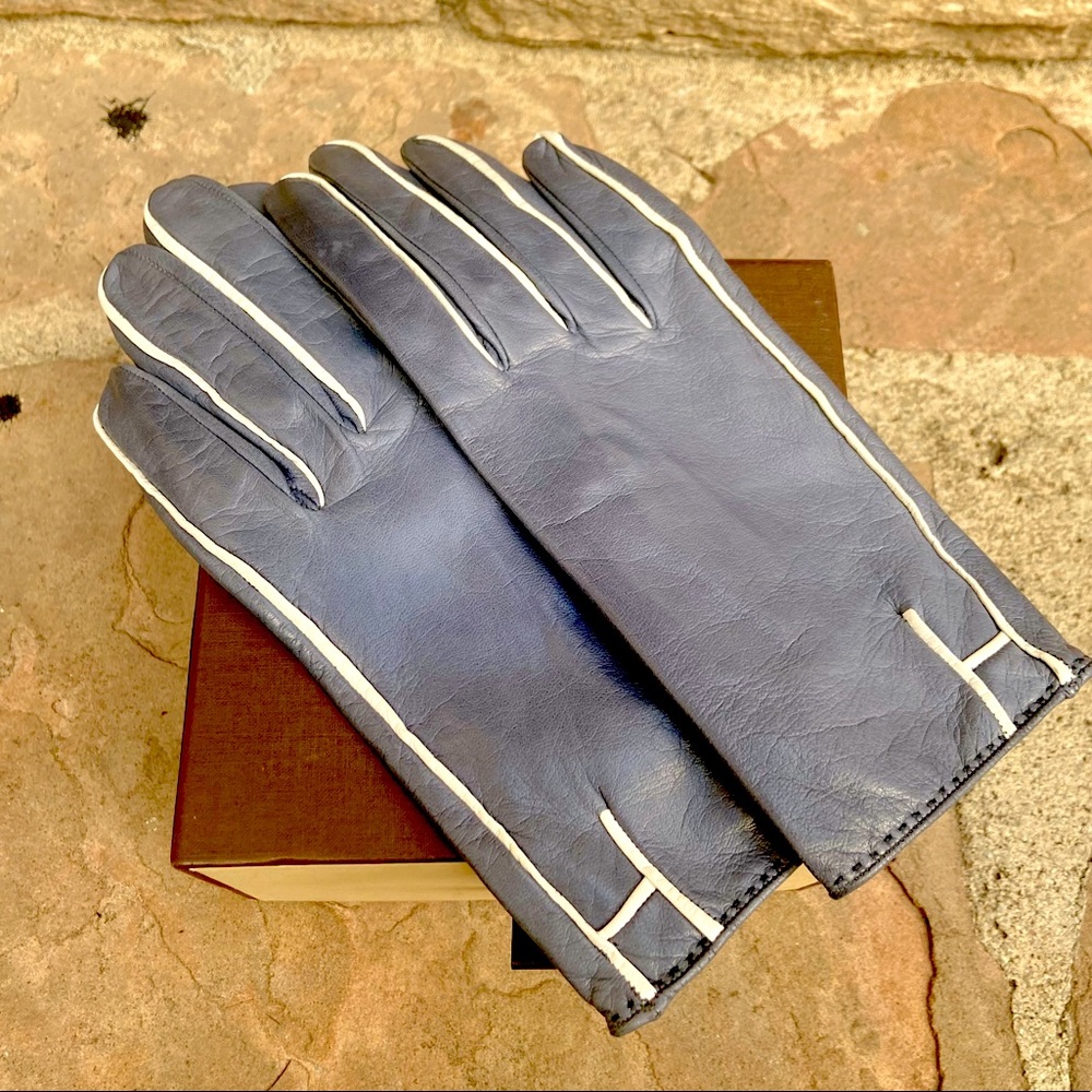 SOLD Authentic vintage hermes gloves dark grayish blue size 6.5